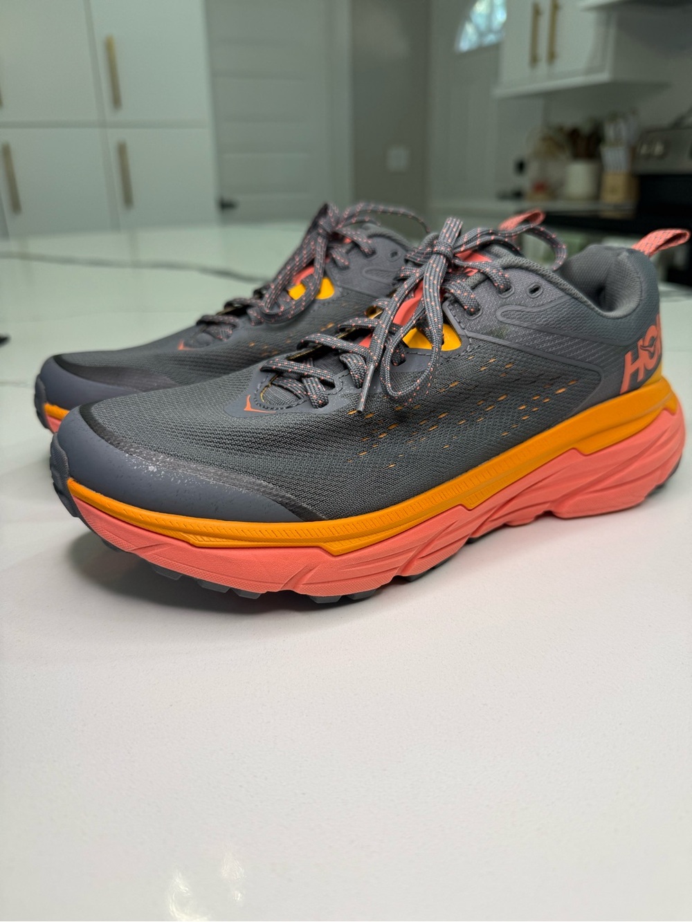 Hoka One One Challenger ATR 6 Wide Grey Orange Coral Trail Shoes Women 9D